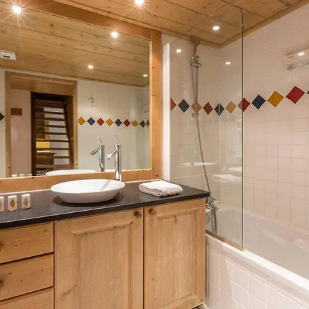 Duplex 10 Pers Avec Et Piscine, Pied De Pistes A Martin De Belleville - Fr-1-461-10 Apartment *