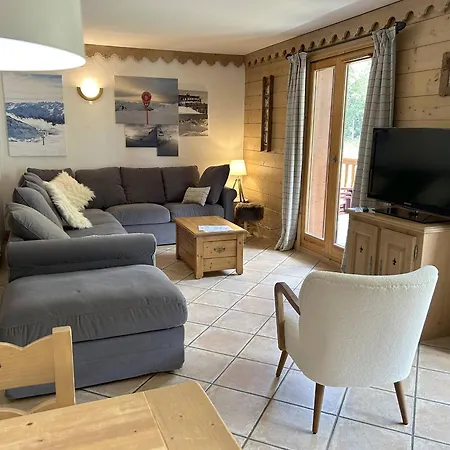Duplex 10 Pers Avec Et Piscine, Pied De Pistes A Martin De Belleville - Fr-1-461-10